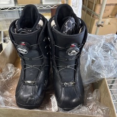スノーボードブーツの画像