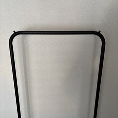 ハンガーラック　ブラックの画像