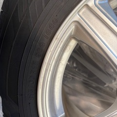中古　スタッドレスタイヤの画像