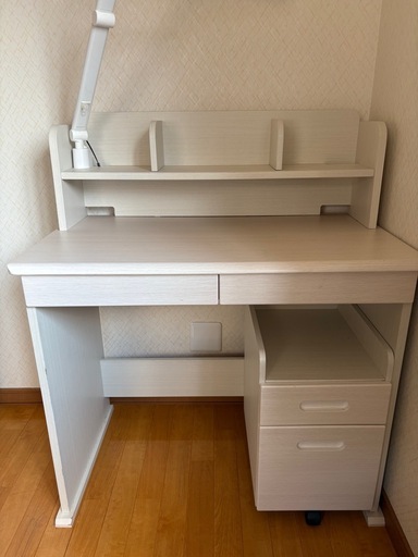 学習机ホワイト