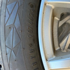 トヨタアクア　中古スタッドレスタイヤの画像