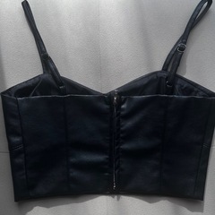 レディースレザートップ
の画像