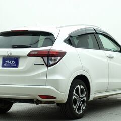 🤞自社ローン👌人気SUVのホンダヴェゼルの入庫！ハーフレザーでシートヒーター付き！の画像