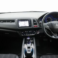 🤞自社ローン👌人気SUVのホンダヴェゼルの入庫！ハーフレザーでシートヒーター付き！の画像