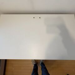 オフィスデスク　平机　PLUS 幅1200 奥行700 高さ728 (固定可能なキャスター付)の画像