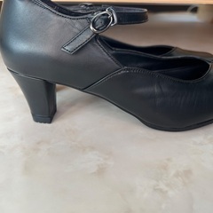 asics パンプスペダラ　24.5cm EEEの画像