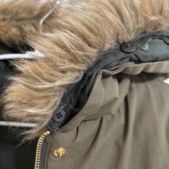 子供服　リバーシブル　ダウンコート　140〜150　の画像