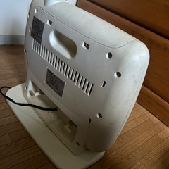 電気ストーブの画像