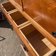 M1122704N 引き取り 宮城県 嵐山 整理タンス 箪笥 タンス 天然木化粧板 桐 和箪笥 古家具 和室 洋服タンス 当時物 中古品 現状品の画像