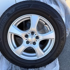 50プリウス　スタッドレスタイヤ4本の画像