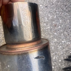 デミオタワーバー、マフラーの画像