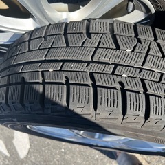 195/65r15 91Qスタッドレスタイヤヨコハマとプリウス30、50用ホイール4本セットの画像