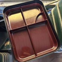 お弁当箱の画像