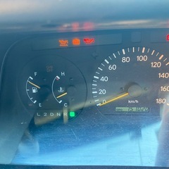 ハイエース10人乗りディーゼルの画像