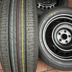 60系プリウス純正ブリヂストンタイヤの画像
