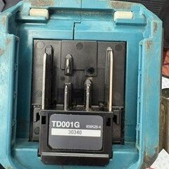 【引取限定】【中古】マキタ TD001GRDX インパクトドライバ 40V 2.5Ahバッテリー×2 充電器付 【ハンズクラフト宮崎新名爪店】の画像