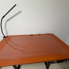 昇降式デスクの画像