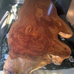 一枚板座卓
の画像