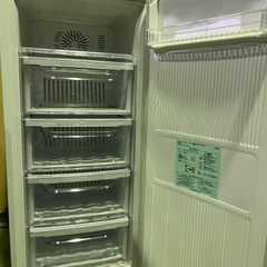 お話し中【ホリダソウコ】2012年式　三菱ノンフロン冷凍庫　MF-U12T-Wの画像