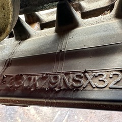 コンバインゴムクローラーの画像