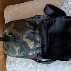 BBCショルダーバッグの画像