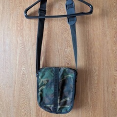 BBCショルダーバッグの画像