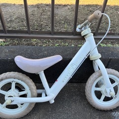 ストライダーの画像