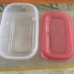 ①タッパーの画像