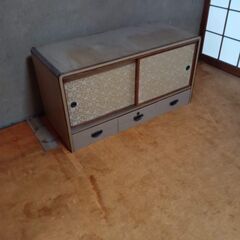 ３段タンスの頭のみ　の画像