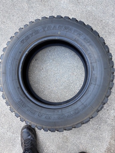 ジムニー　タイヤ　195r16 オフロードタイヤ　MTタイヤ