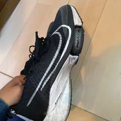 NIKE エアズームテンポ　27cmの画像