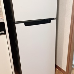 スリム冷蔵庫 Haier JR-SX21A(W) 208L 冷蔵庫の画像