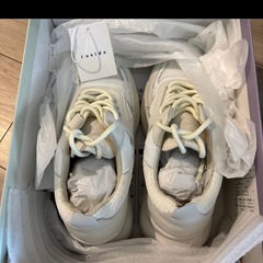 新品　厚底スニーカー　22.5cmの画像