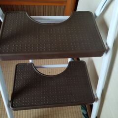 折りたたみ式踏み台の画像