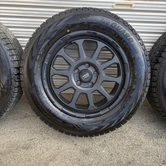 スタットレスタイヤ、ホイール4セットの画像