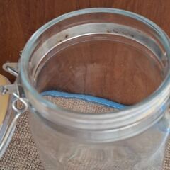 密封瓶2つ(中古)の画像