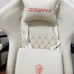 ゲーミングチェアの画像