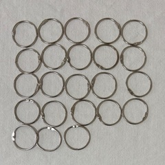 突っ張り棒2本(75〜125cm、90〜170cm)、リング22個の画像