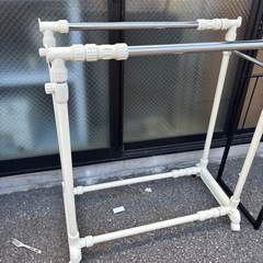 2連伸縮式ハンガーラック ホワイトの画像