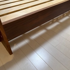 ダブルベッド　フレームの画像