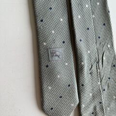 【ドリーム池田店】△ほころび有△バーバリー　ネクタイ　グリーン　IKW-249の画像