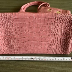 【1】新品同様‼️可愛いスマイルハンドバッグ‼️ポーチ付き‼️の画像