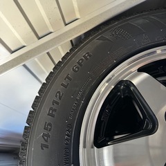 スタッドレスタイヤ　ホイールセット　軽トラなど用　の画像