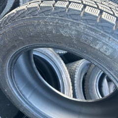 215.60.17スタッドレスタイヤの画像