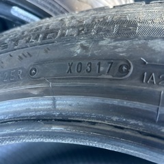 215.60.17スタッドレスタイヤの画像