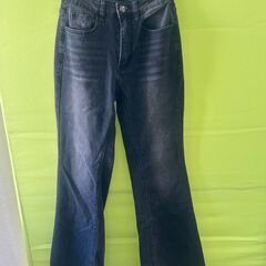 ROMWE ブラックジーンズ　フレアパンツ　XS S_307の画像