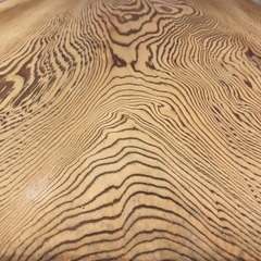 【美品高級】 日本製の杉(赤)の画像