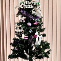 クリスマスツリー　150cm 木製ポット　飾りとLED付き　の画像