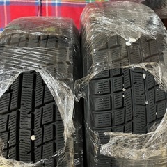 スタッドレスタイヤの画像