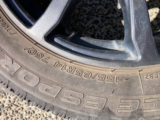 LEBEN 軽自動車（155/65R14）スタッドレスタイヤ